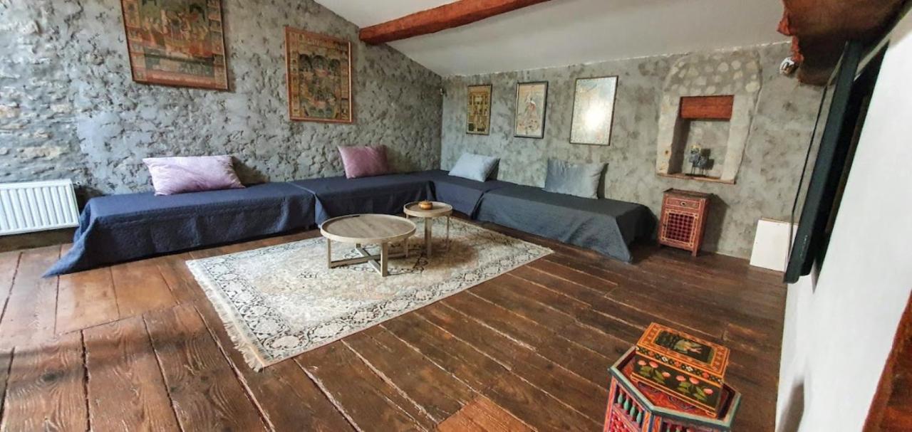 Gite de 420 metres carres dans château l'ange au violon jusqu'à 13 couchages Conques-sur-Orbiel Extérieur photo